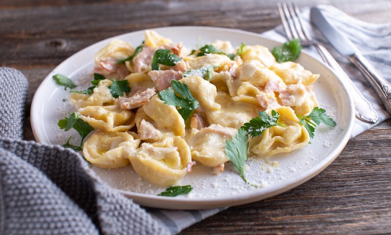 schnelle-ofentortelloni